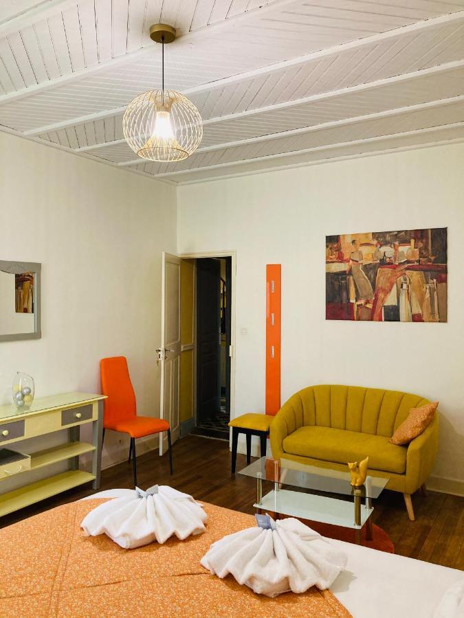 マルシアック Domaine La Jam Bed & Breakfast エクステリア 写真