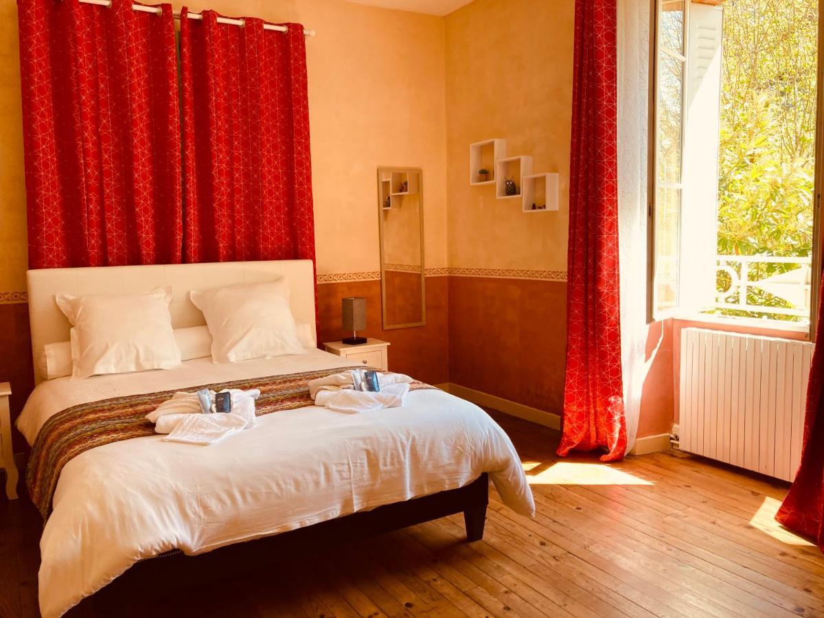 マルシアック Domaine La Jam Bed & Breakfast エクステリア 写真